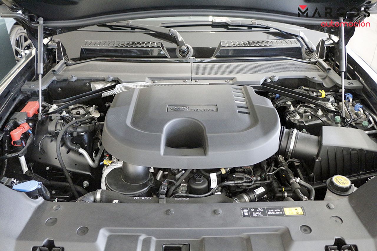 Land-Rover Defender 3.0 D200 MHEV SE 90 AUTO 4WD 3P - foto 14