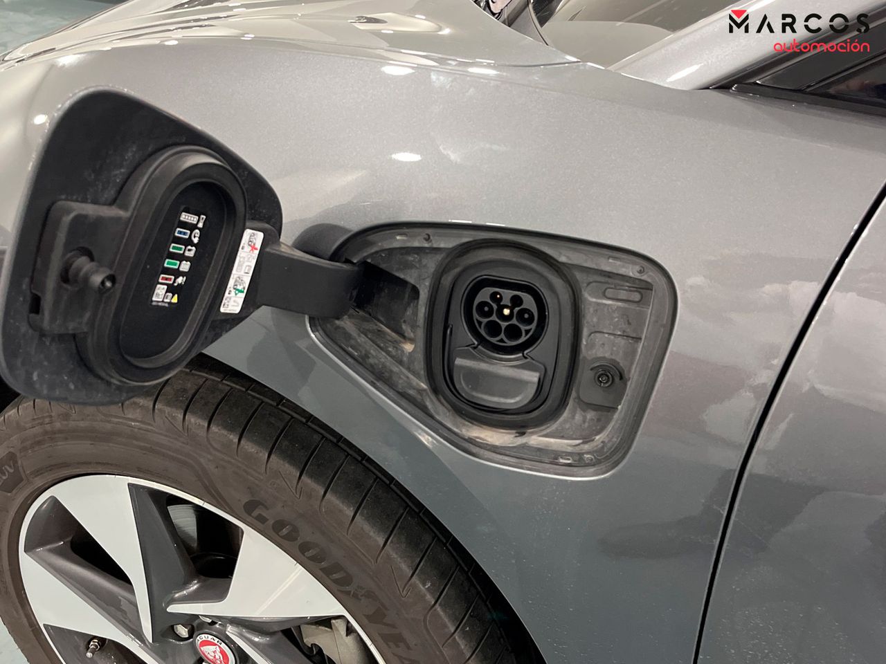 Jaguar I-Pace EV400 SE AUTO 4WD 5P - foto 17