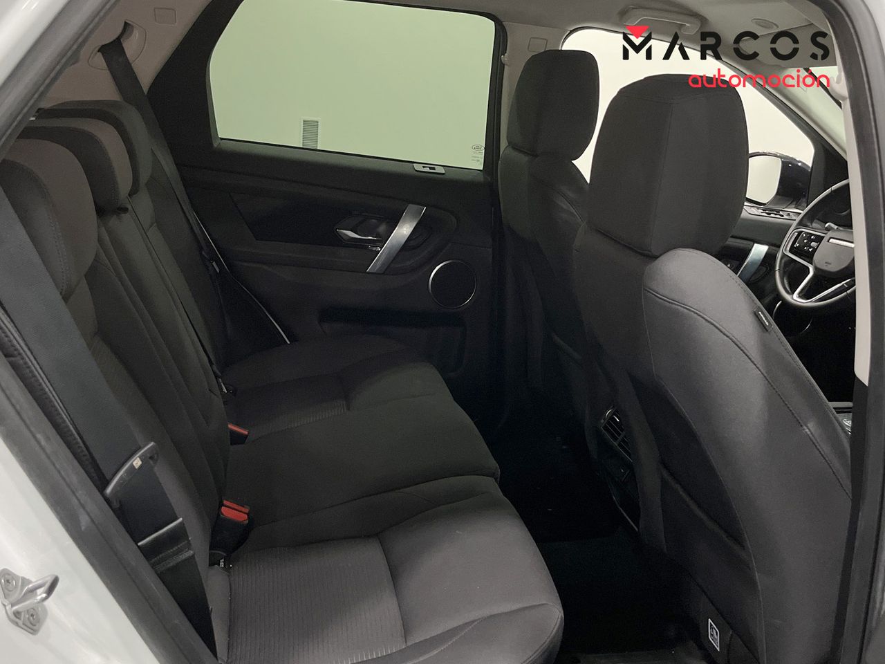 Land-Rover Discovery Sport 2.0 TD4 120KW MHEV 4WD STANDARD 5 - foto 5