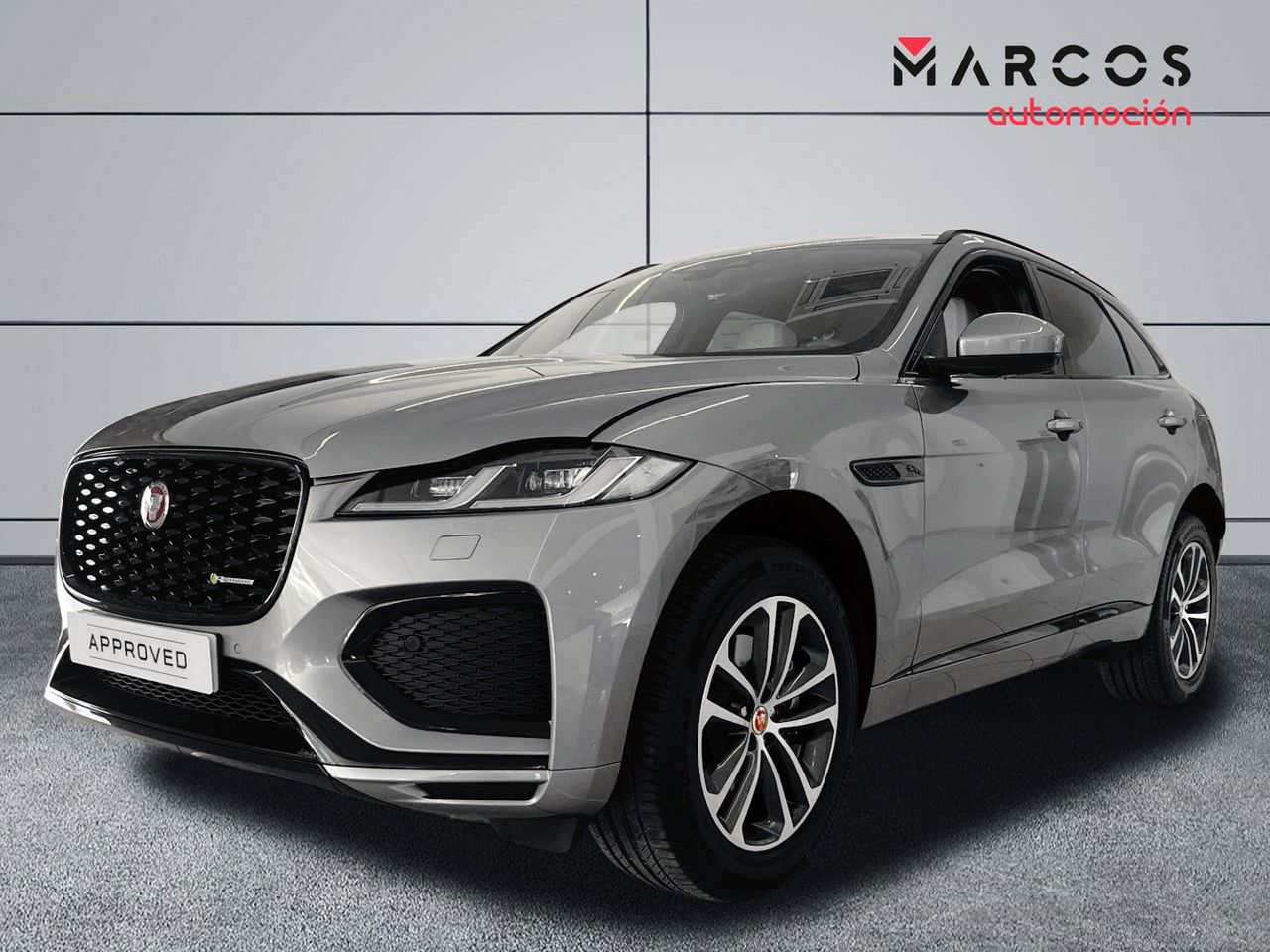 Hyundai tucson con pantalla multifuncion del cuadro a color  de segunda mano - jaguar f-pace 2022 /