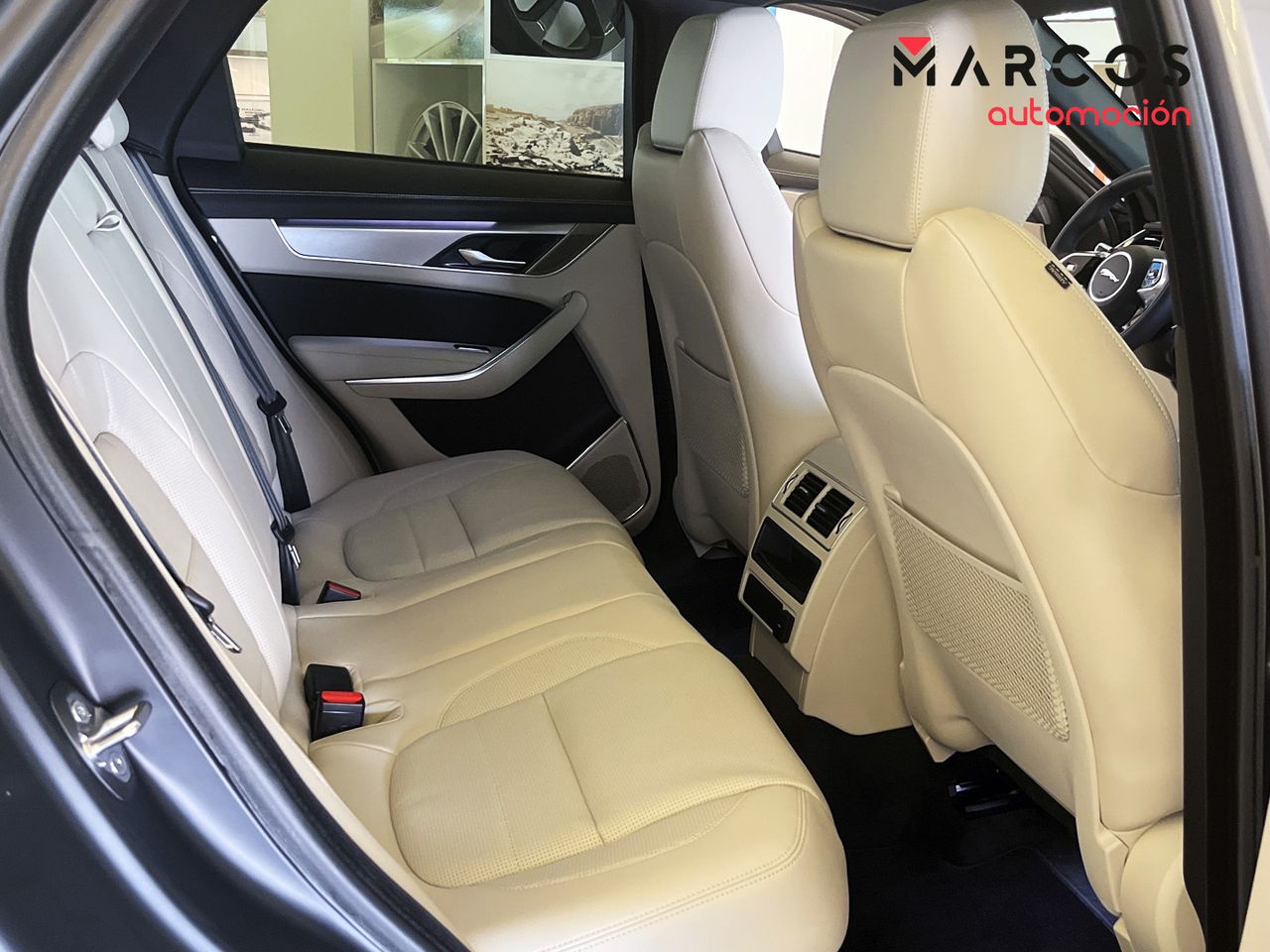 Jaguar F-Pace 2.0D 150KW R-DYNAMIC S AUTO 4WD 5P - foto 5