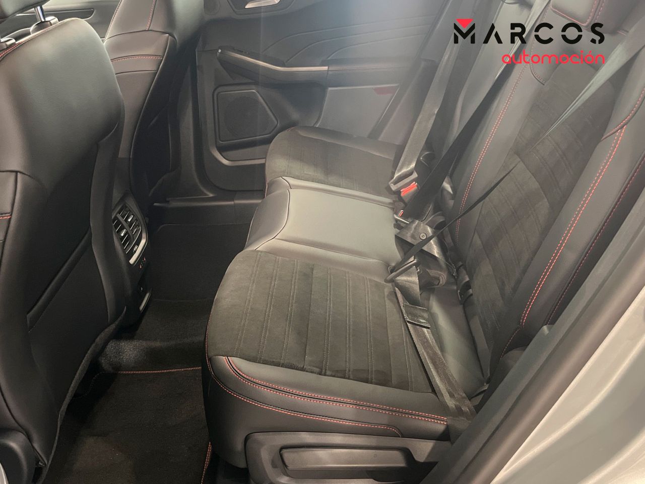 Ford Kuga 2.5 PHEV ST-LINE X GRAPHITE TECH AUTO 5P - foto 7