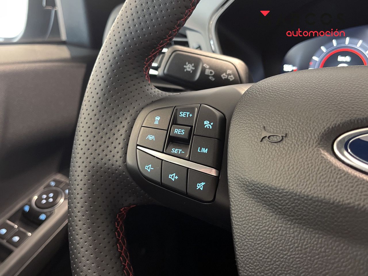 Ford Kuga 2.5 FHEV ST-LINE X AUTO 5P - foto 19