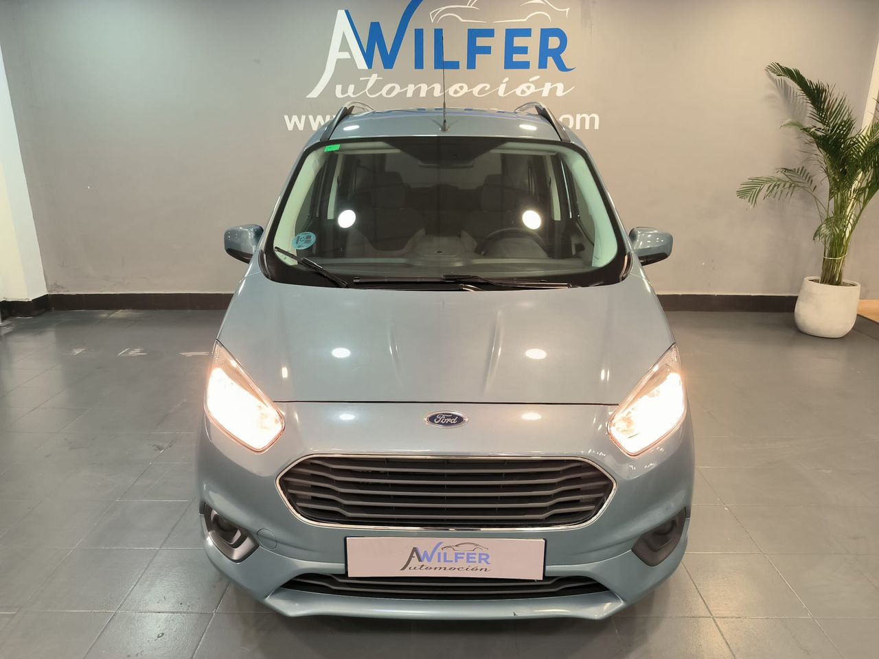 ford tourneo courier 2019 / foto grande (2)