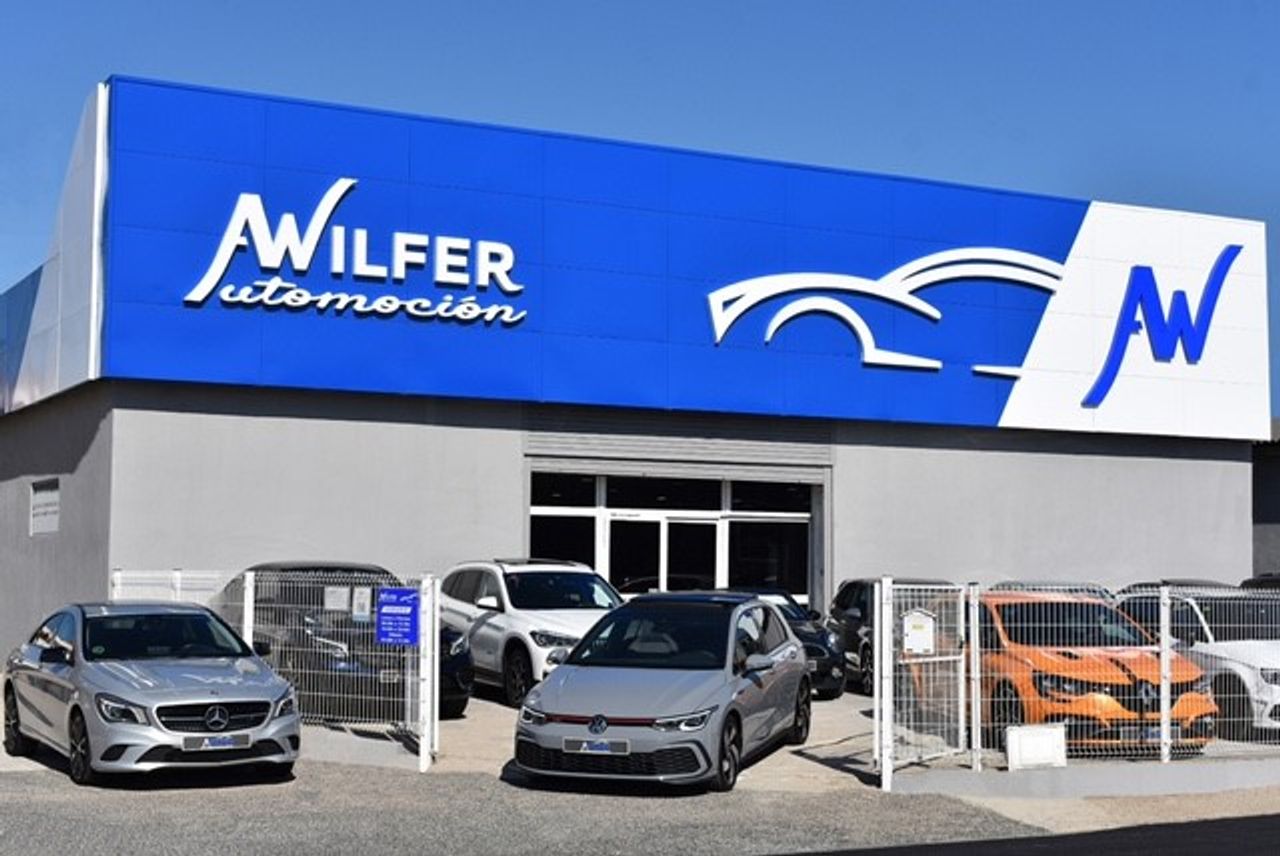 volvo xc40 2020 /