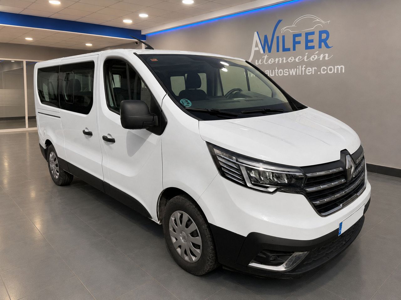 Renault Trafic Combi 2.0 dci 110 CV - foto 2
