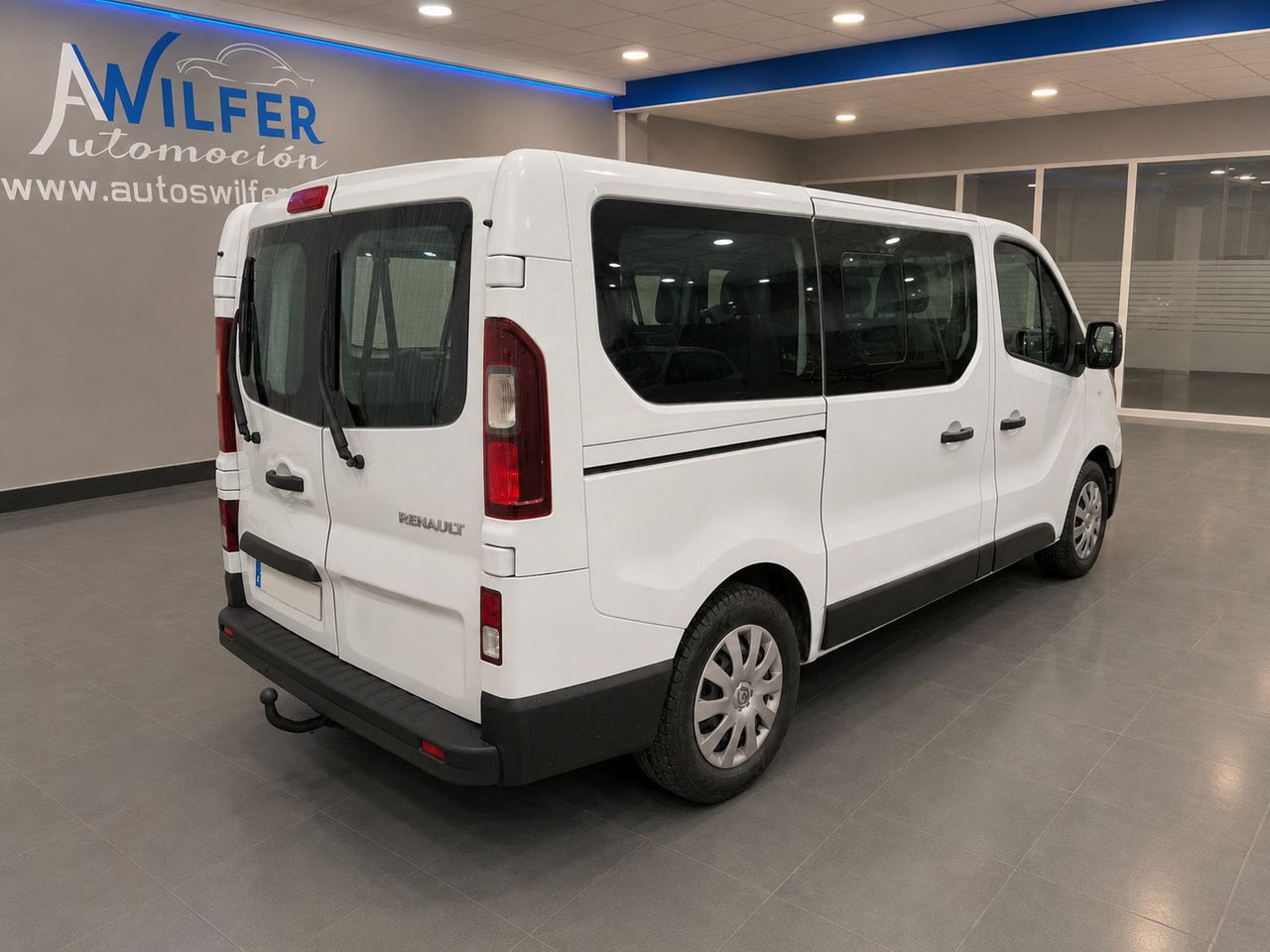 Renault Trafic Combi 2.0 dci 110 CV - foto 3