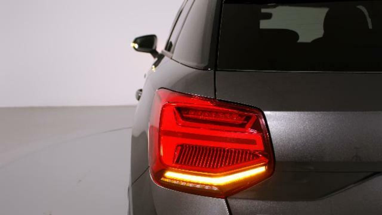 Audi Q2 AUDI Q2 BLACK LINE EDITION 35 TFSI 110(150) KW(CV) 6 - foto 36