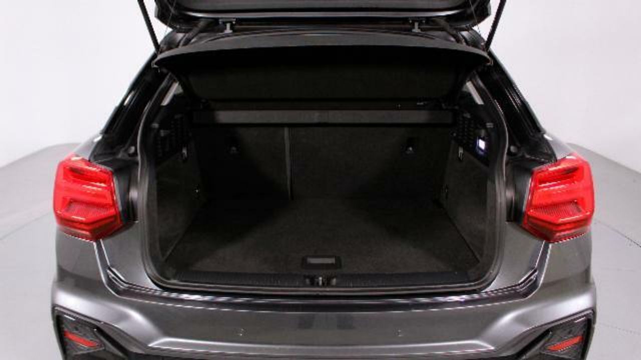 Audi Q2 AUDI Q2 BLACK LINE EDITION 35 TFSI 110(150) KW(CV) 6 - foto 38