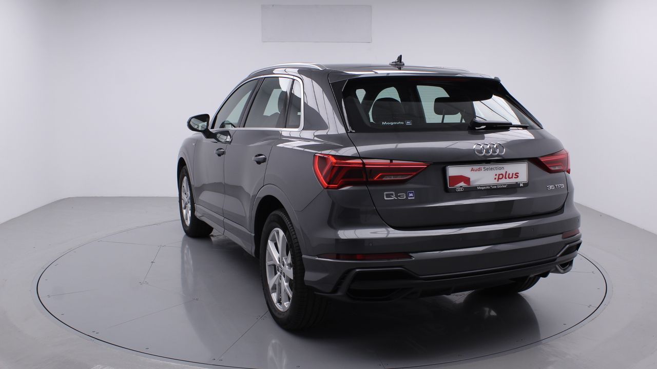 Audi Q3 35 TFSI S line - foto 32