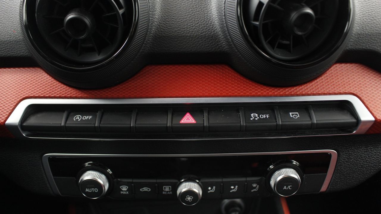 Audi Q2 Q2 SPORT EDITION 1.6 TDI 85(116) KW(CV) S TRONIC - foto 18