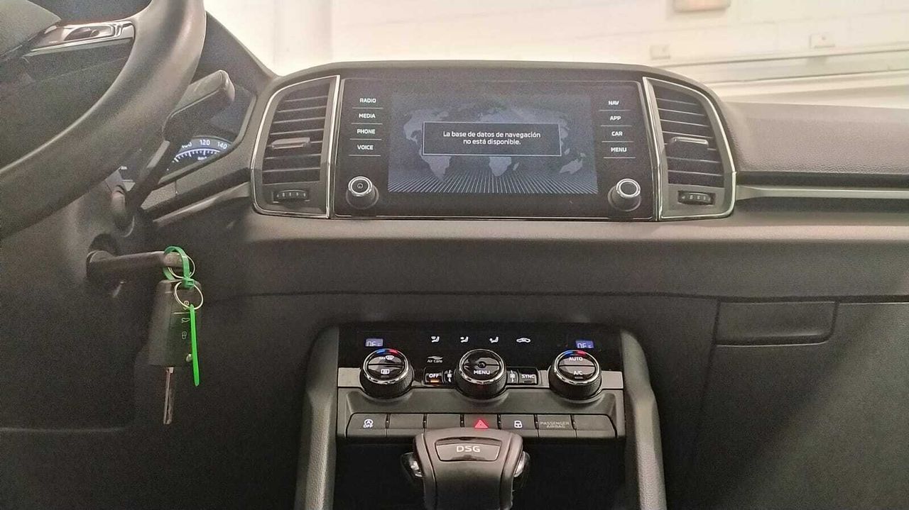 Skoda Karoq 1.5 TSI AMBITION DSG 5P - foto 13