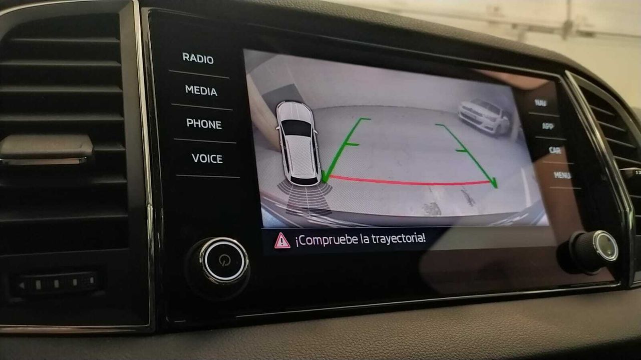 Skoda Karoq 1.5 TSI AMBITION DSG 5P - foto 14