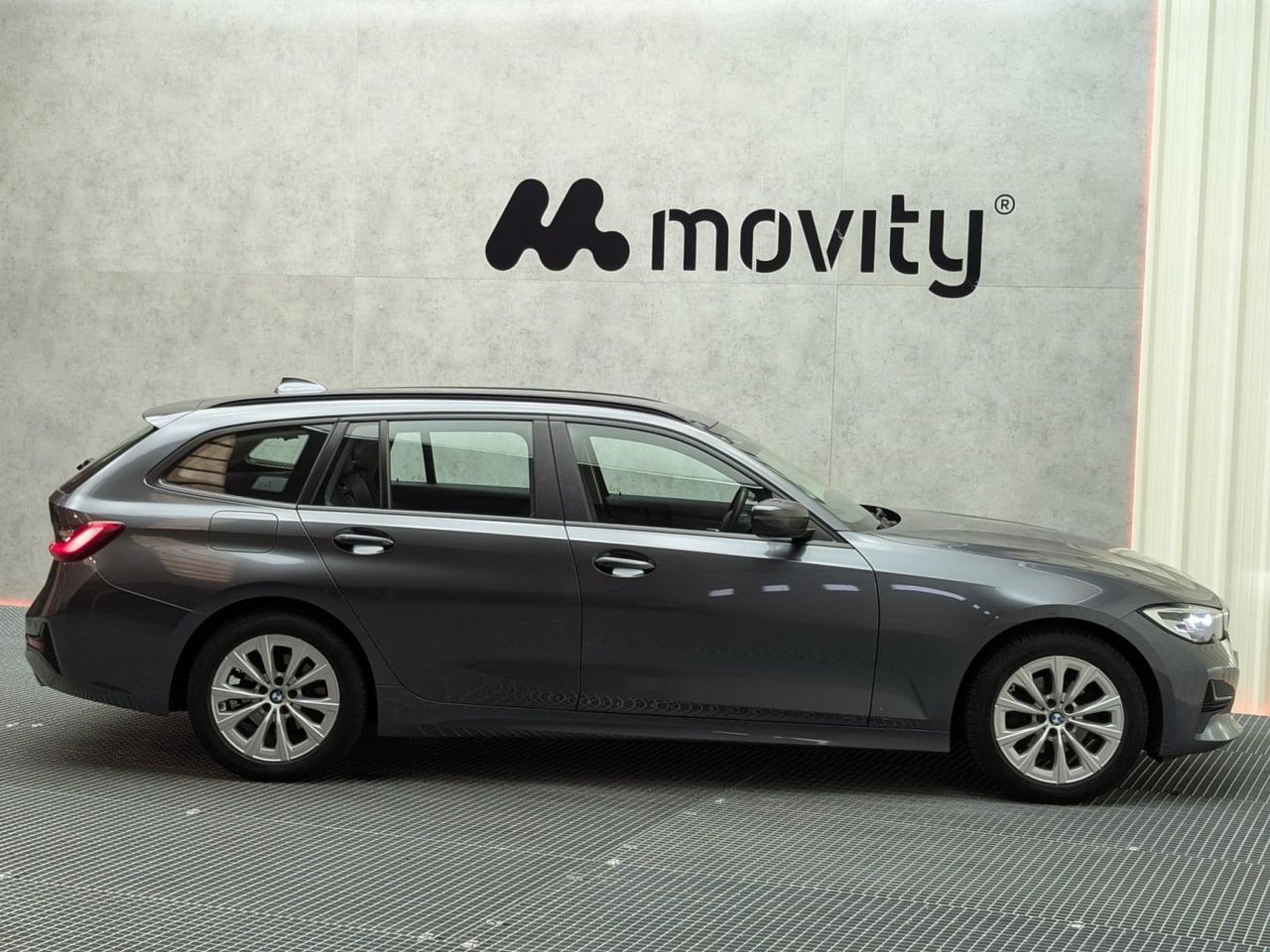 BMW Serie 3 318d Touring - foto 24