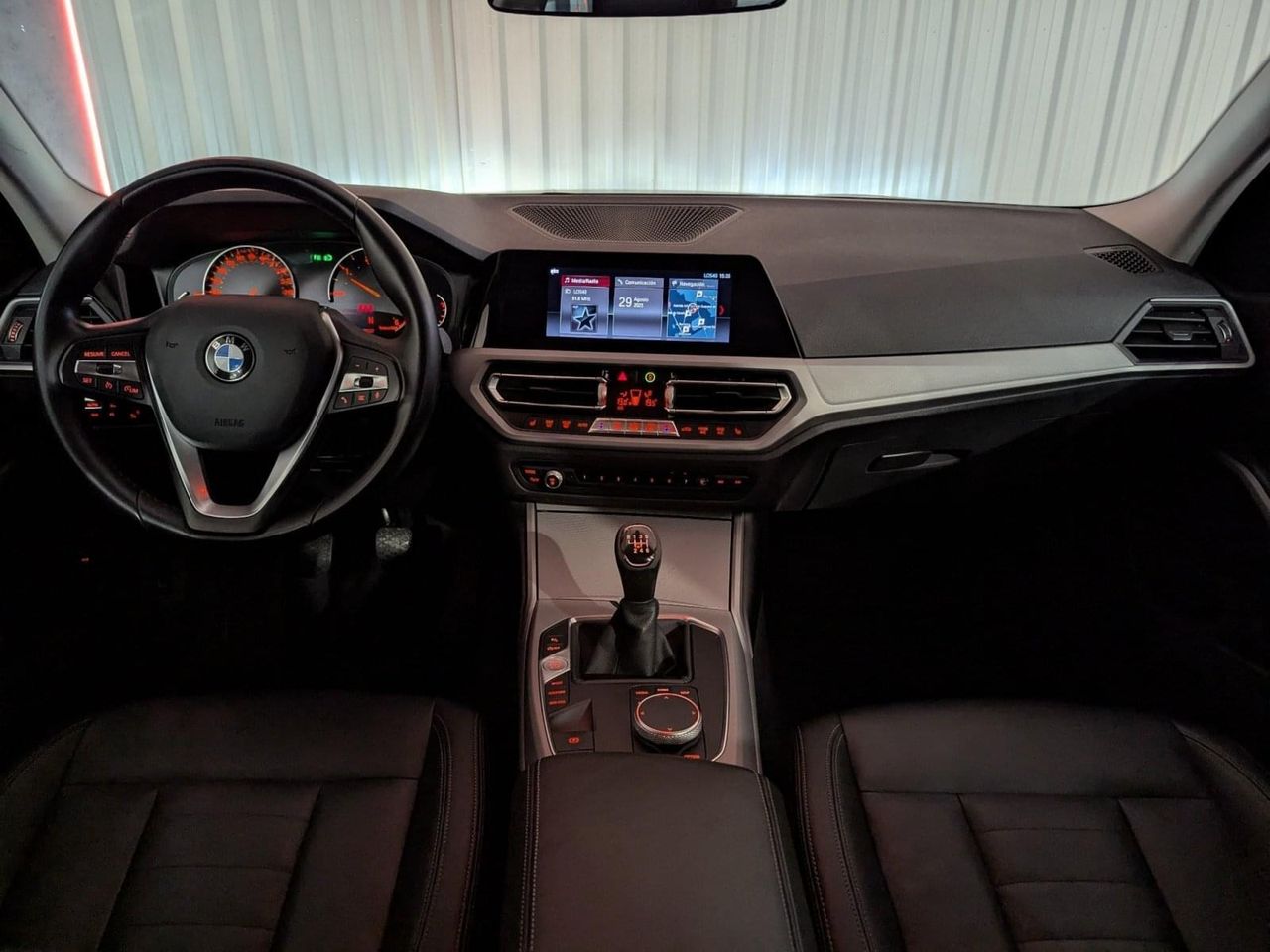 BMW Serie 3 318d Touring - foto 28