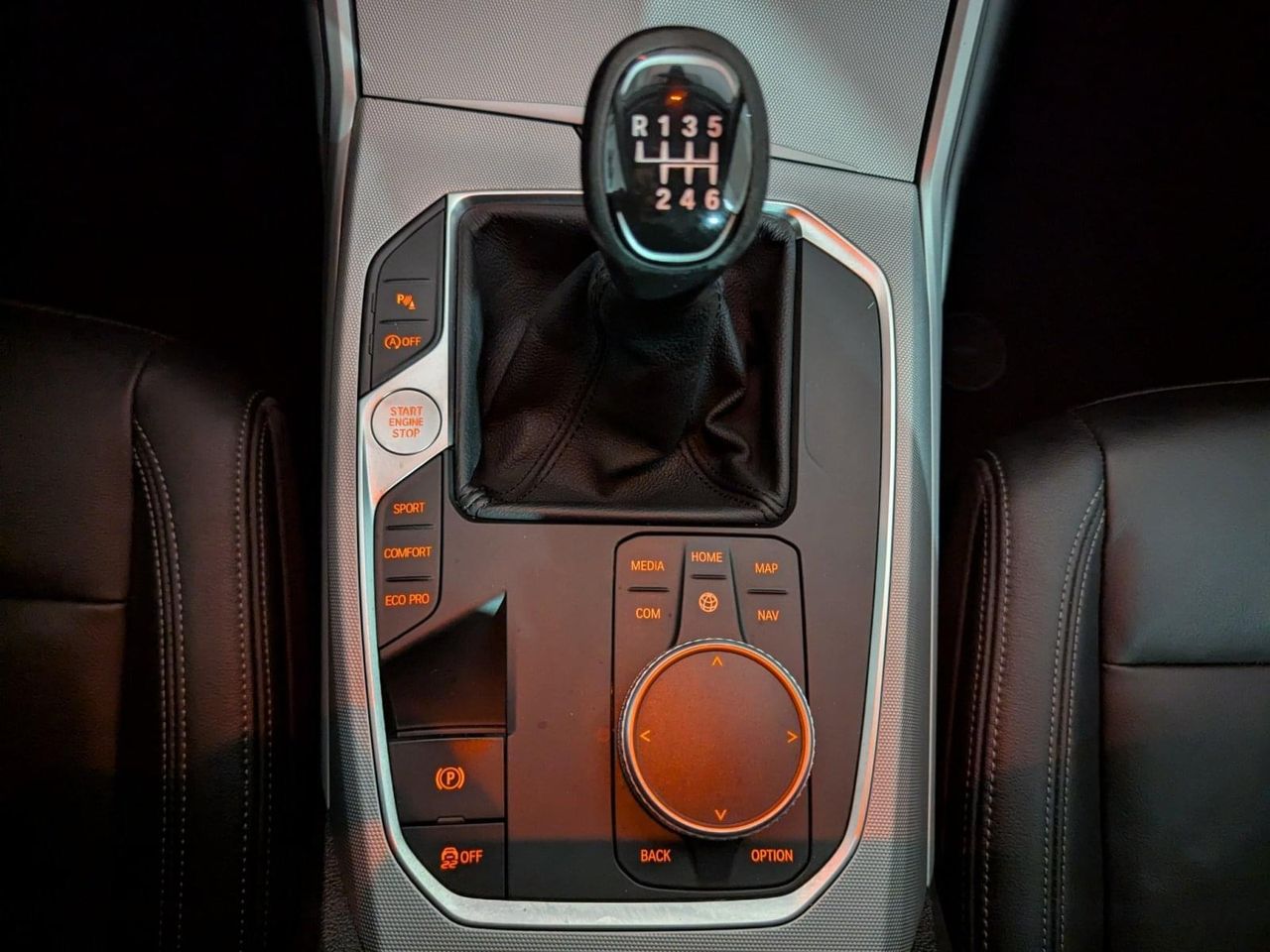 BMW Serie 3 318d Touring - foto 8