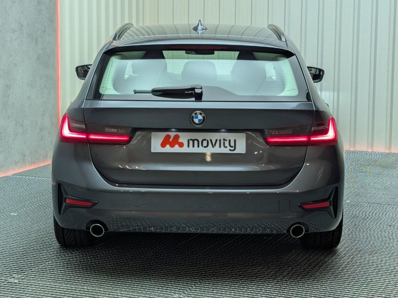 BMW Serie 3 318d Touring - foto 4