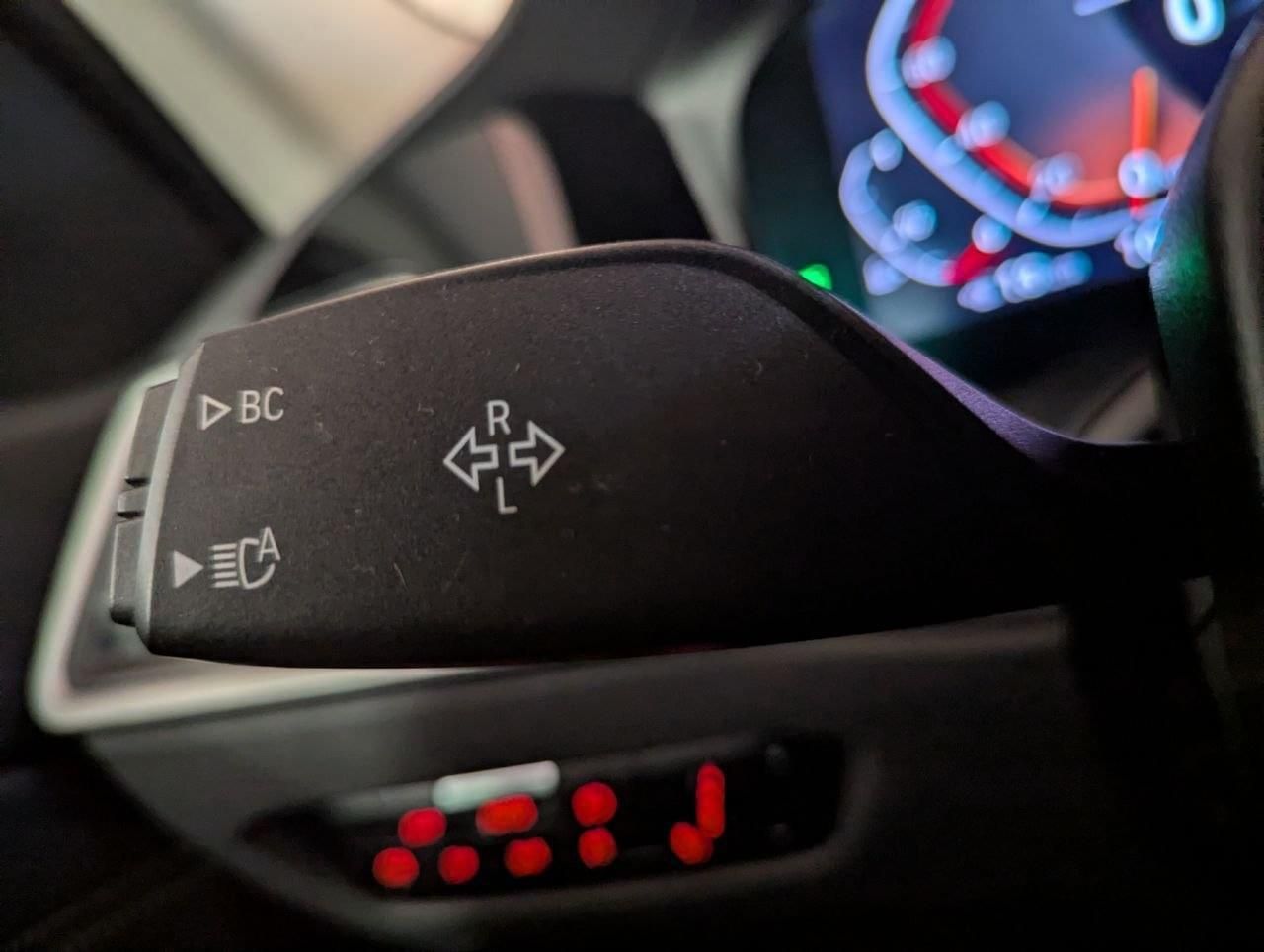 BMW Serie 3 318i Auto. Touring - foto 38