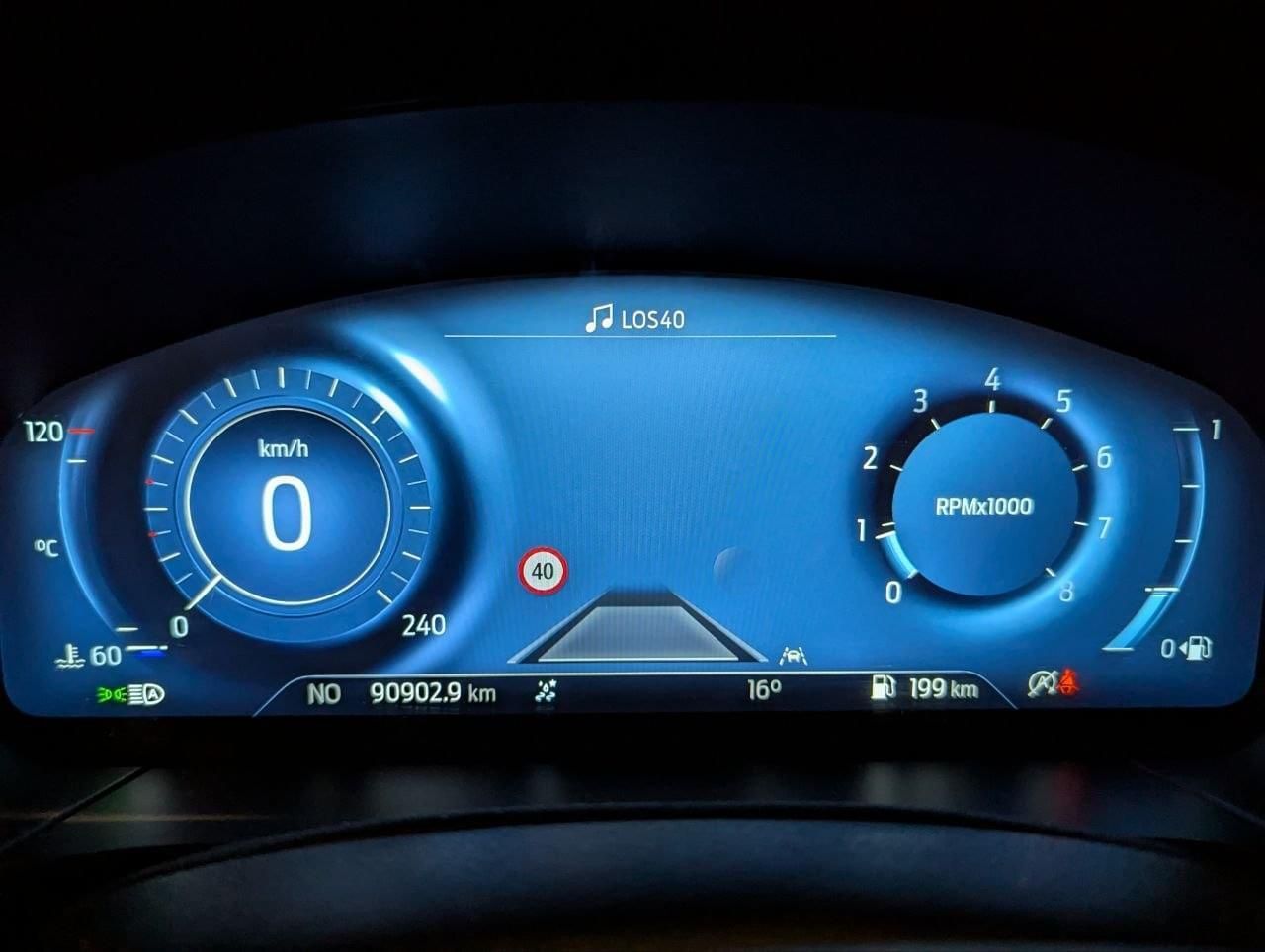 Ford Kuga ST-Line X 1.5T EcoBoost 110kW (150CV) - foto 29