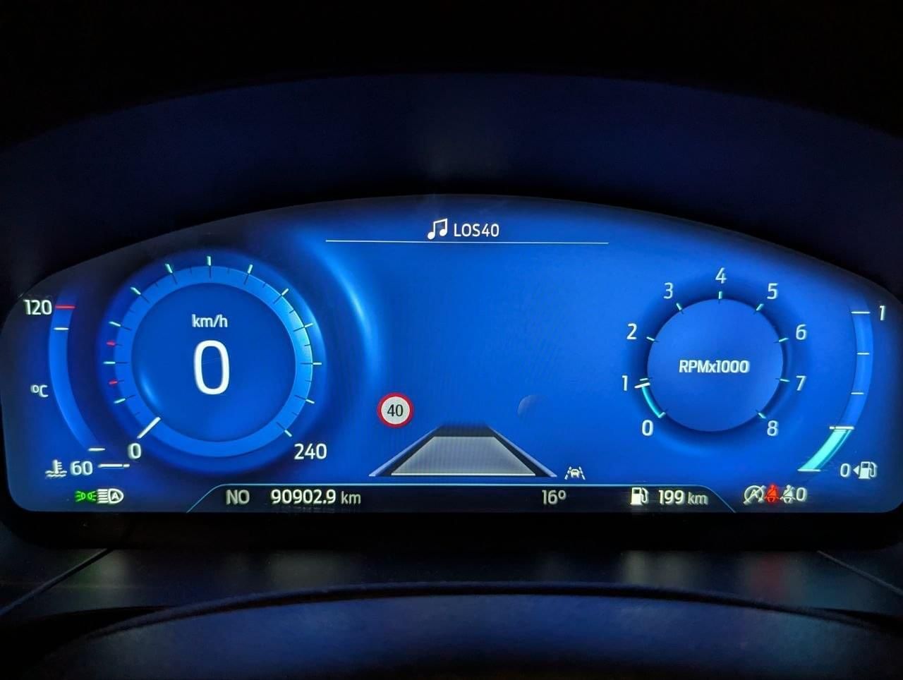 Ford Kuga ST-Line X 1.5T EcoBoost 110kW (150CV) - foto 32