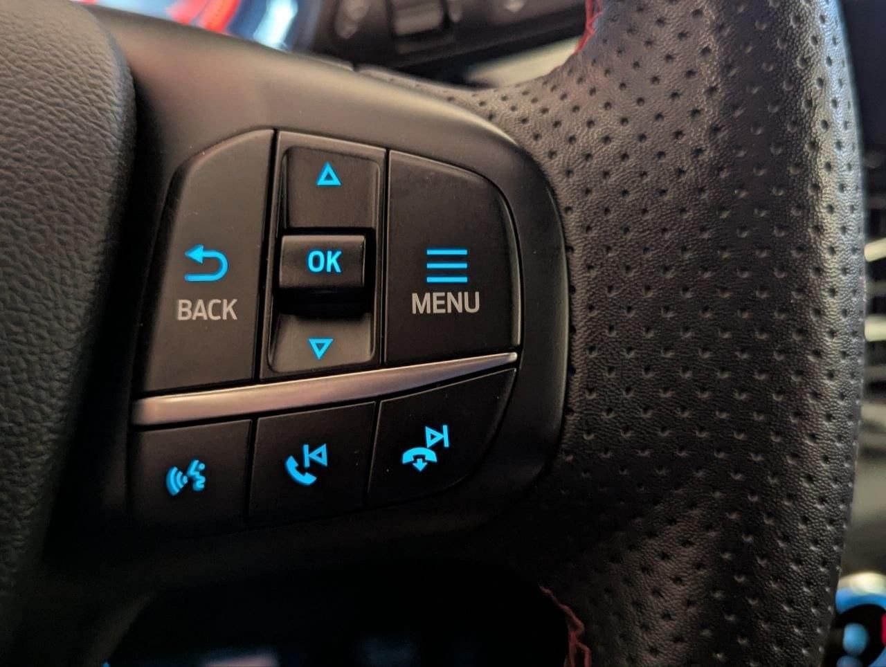 Ford Kuga ST-Line X 1.5T EcoBoost 110kW (150CV) - foto 38