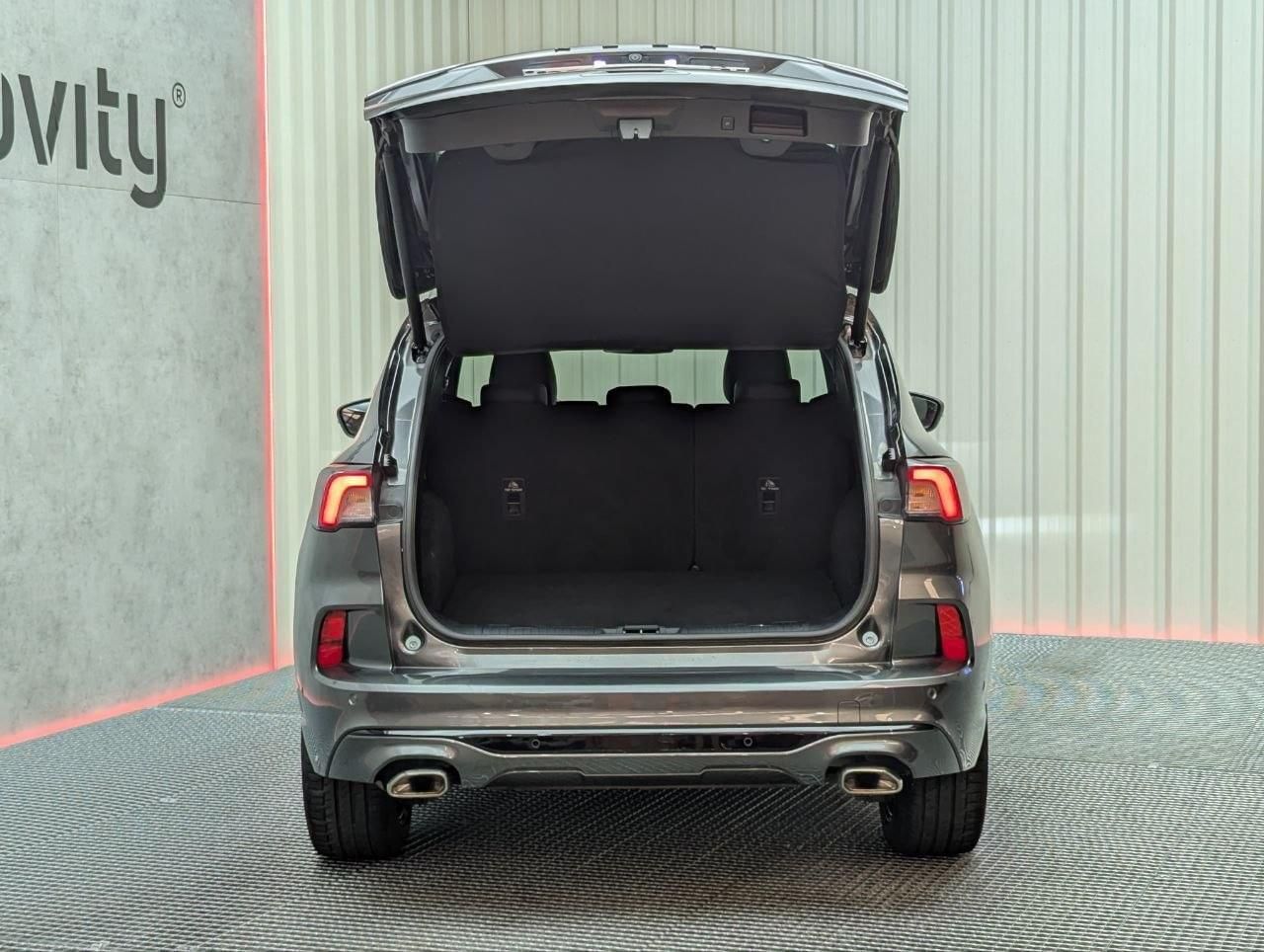 Ford Kuga ST-Line X 1.5T EcoBoost 110kW (150CV) - foto 24