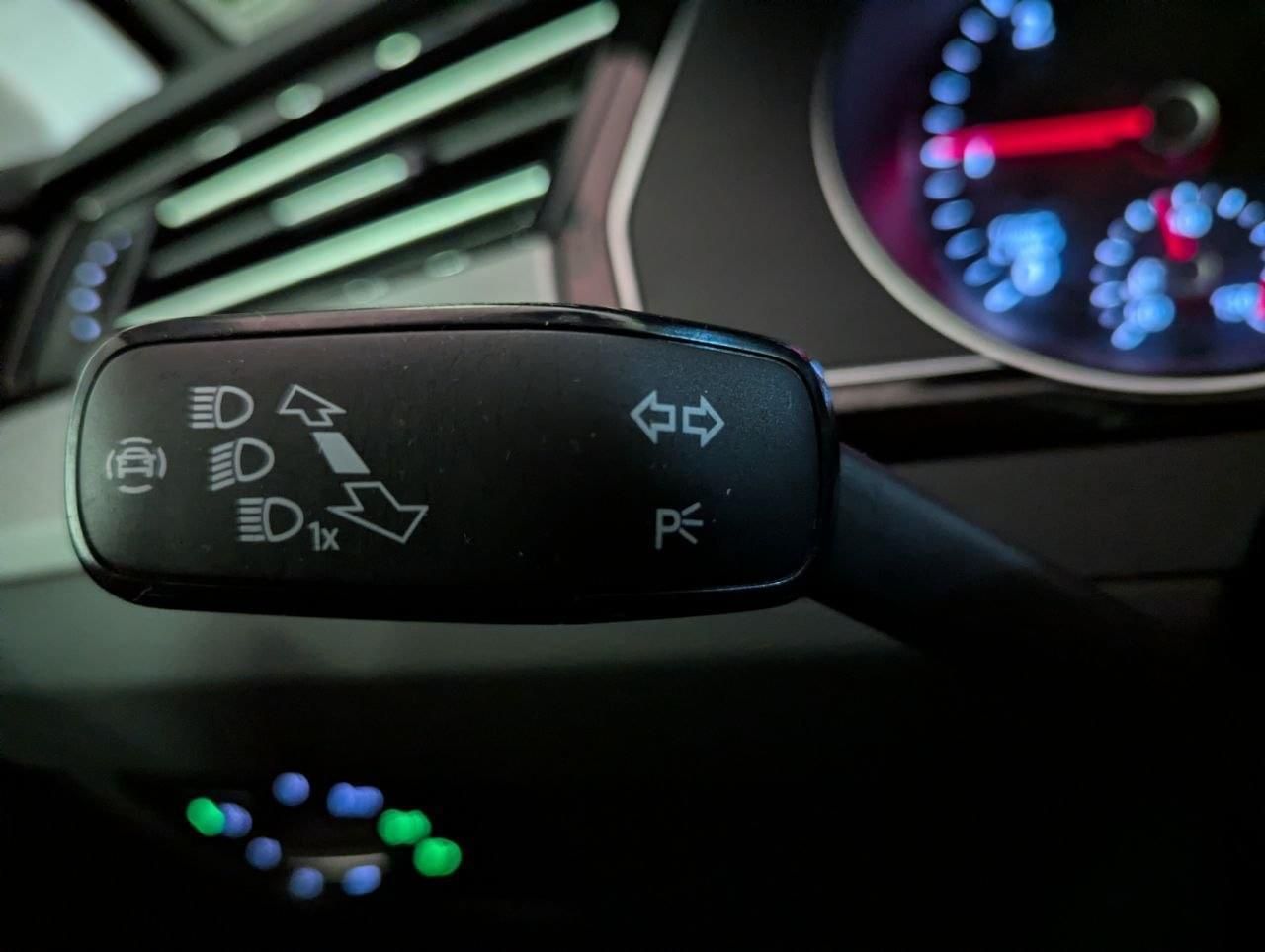 Volkswagen Passat Executive 2.0 TDI 110kW (150CV) DSG - foto 38