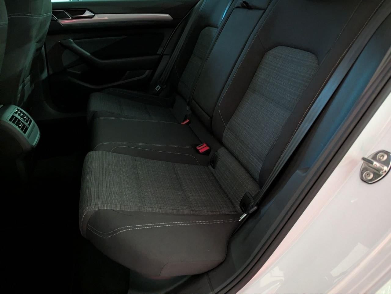 Volkswagen Passat Executive 2.0 TDI 110kW (150CV) DSG - foto 6