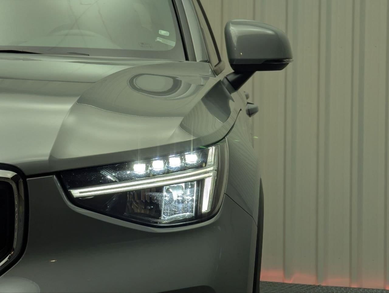 Volvo XC40 2.0 B3 G Core Auto - foto 14