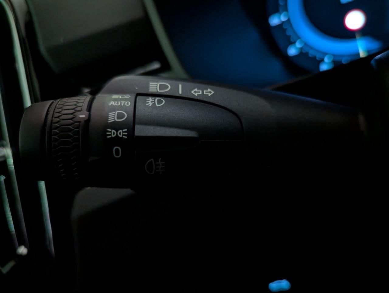 Volvo XC40 2.0 B3 G Core Auto - foto 38