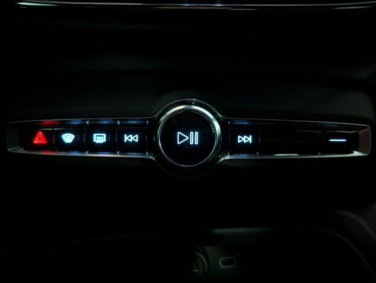 Volvo XC40 2.0 B3 G Core Auto - foto 29