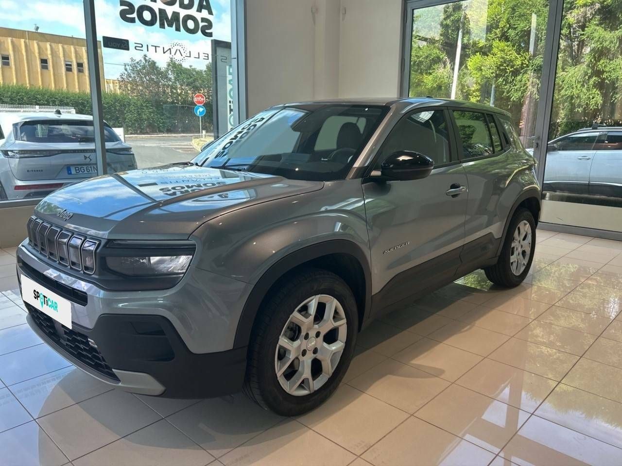 Foto jeep avenger 2024 /