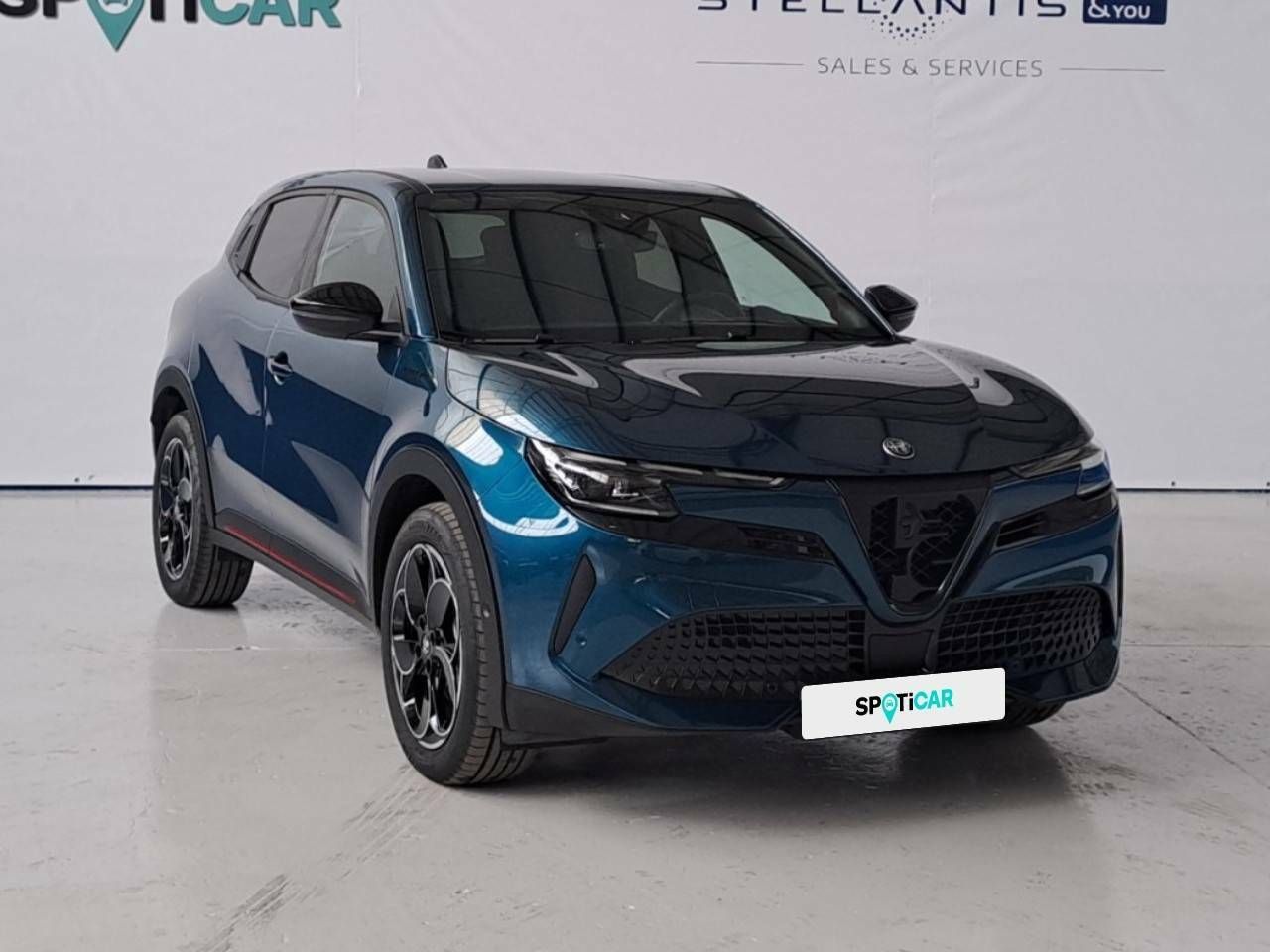 alfa romeo junior 2024 / foto grande (3)