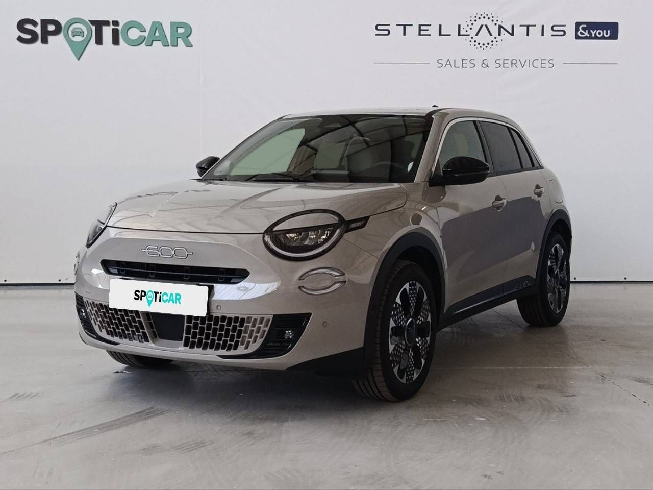 Fiat 600 1 Hybrid 1.2 145cv La Prima