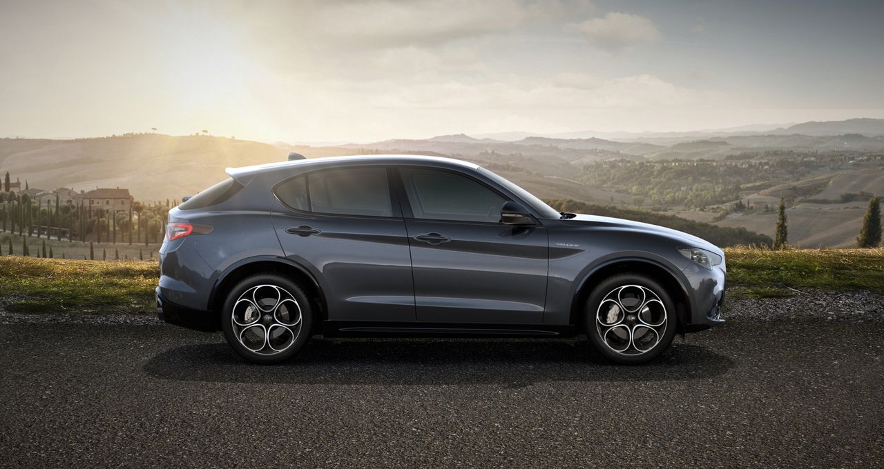 alfa romeo stelvio 2024 / foto grande (2)