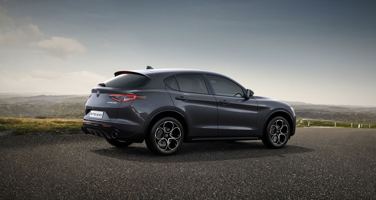 alfa romeo stelvio 2024 / foto grande (3)
