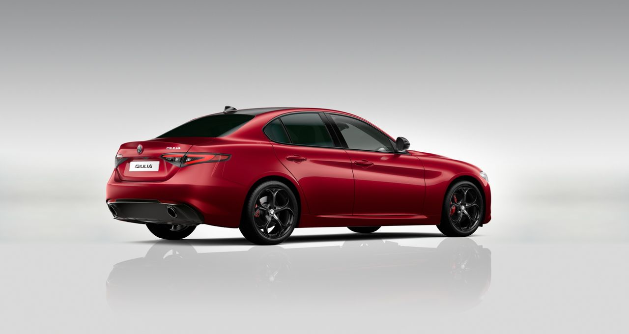 alfa romeo giulia 2024 / foto grande (3)