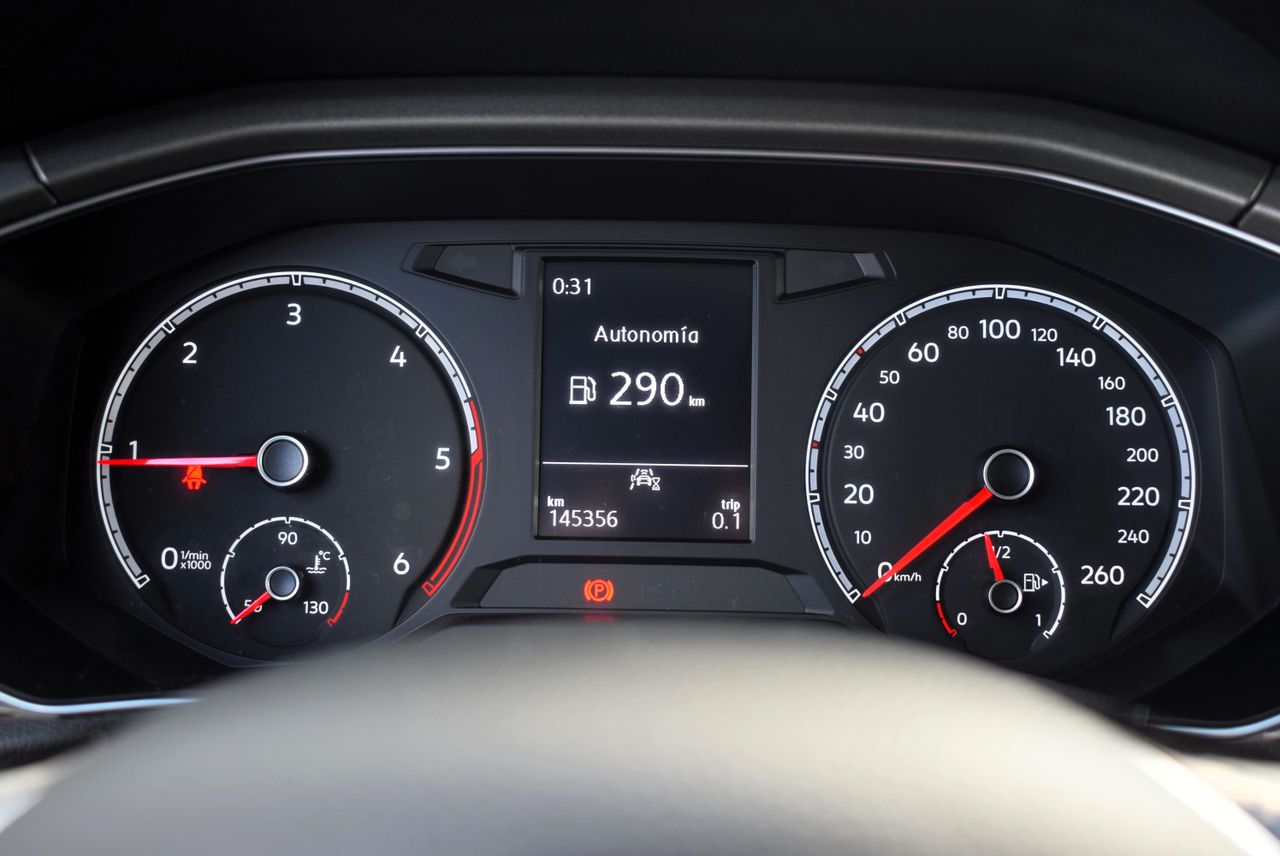 Volkswagen T-Roc Advance 2.0 TDI 115 CV 6 vel. 5p.  - Foto 12