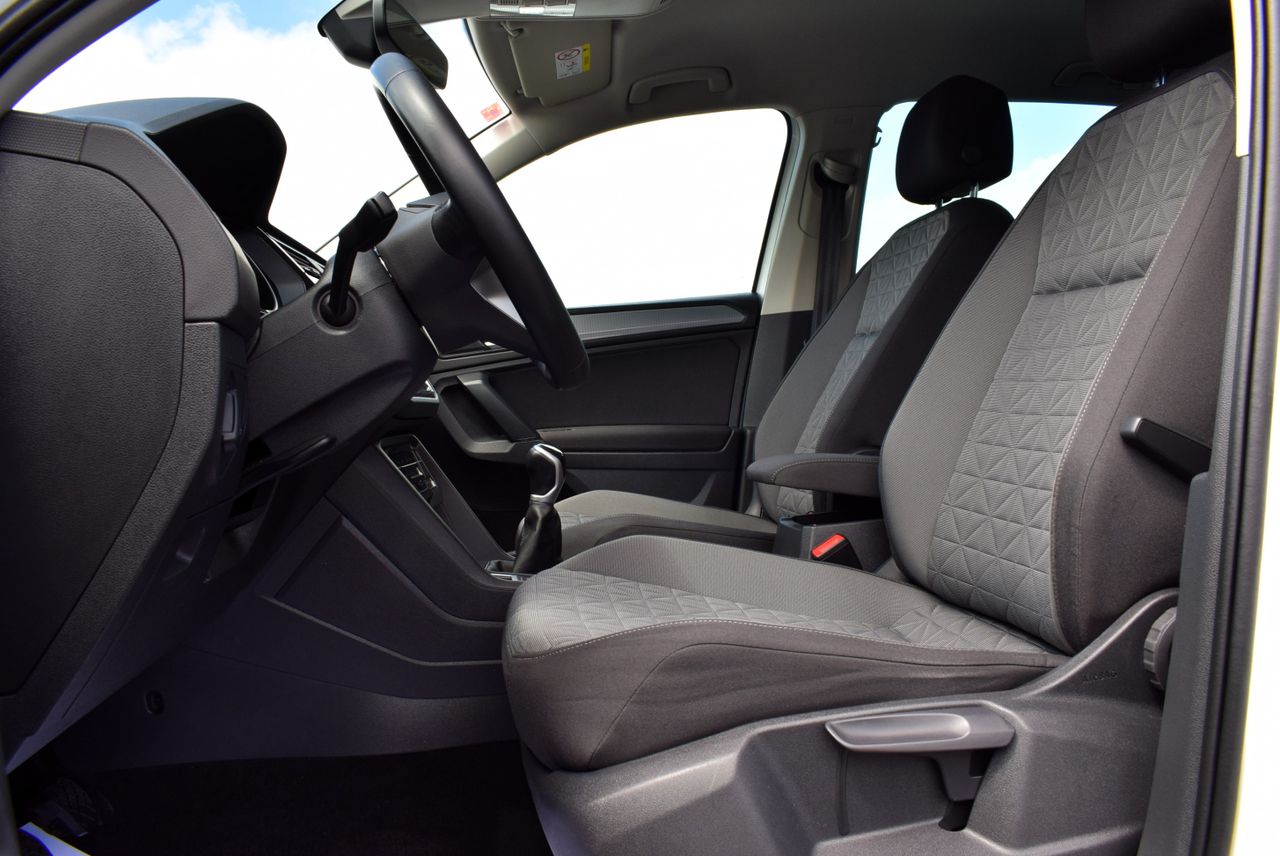 Volkswagen Tiguan Life 2.0 TDI 150 CV 6 vel. 5p. - Foto 20