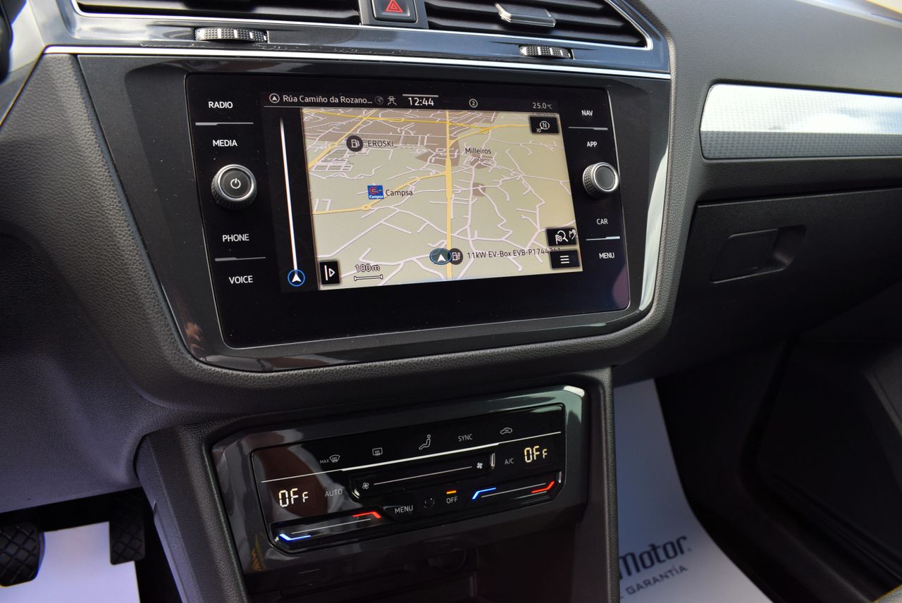 Volkswagen Tiguan Life 2.0 TDI 150 CV 6 vel. 5p.  - Foto 16
