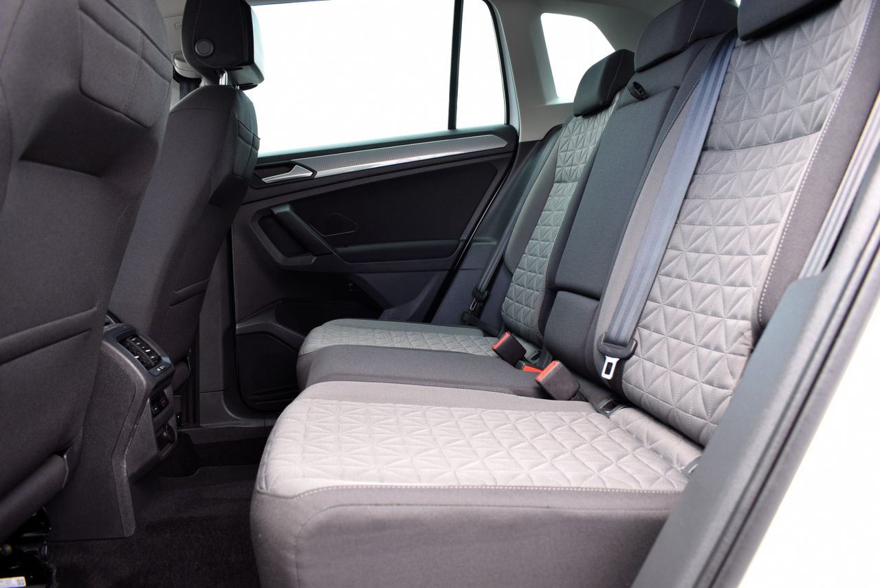 Volkswagen Tiguan Life 2.0 TDI 150 CV 6 vel. 5p.  - Foto 24