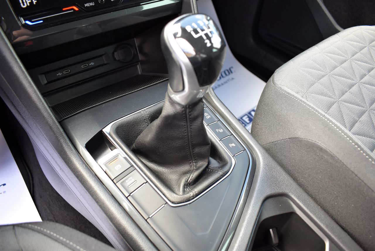 Volkswagen Tiguan Life 2.0 TDI 150 CV 6 vel. 5p.  - Foto 19