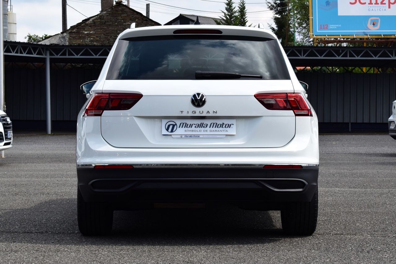 Volkswagen Tiguan Life 2.0 TDI 150 CV 6 vel. 5p.  - Foto 6