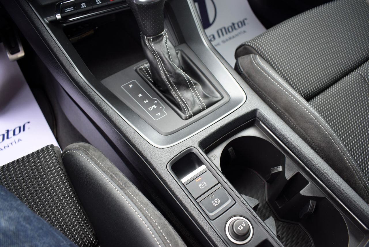 Audi Q3 Sportback Black Line 40 TDI 200cv Quattro S Tronic 5p.  - Foto 17