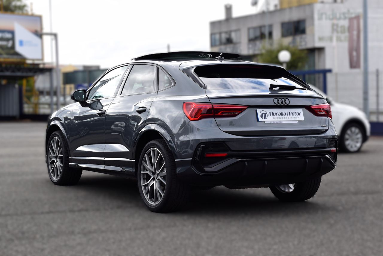 Audi Q3 Sportback Black Line 40 TDI 200cv Quattro S Tronic 5p.  - Foto 4