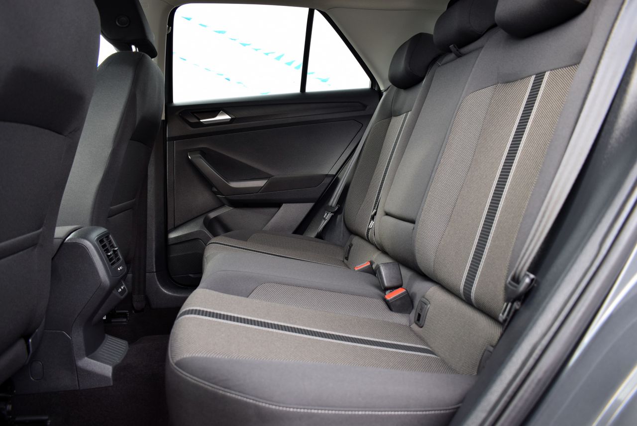 Volkswagen T-Roc Advance 1.5 TSI 150cv DSG7 5p.  - Foto 20