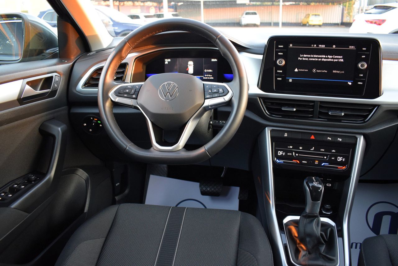 Volkswagen T-Roc Life 2.0 TDI 150 CV DSG 5p.  - Foto 16