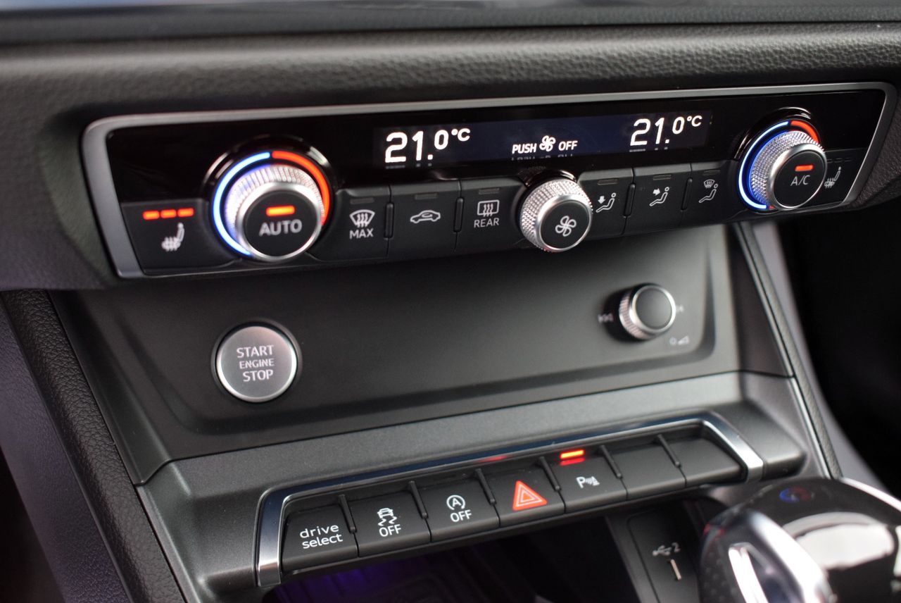 Audi Q3 Black Line 40 TDI 190cv Quattro S Tronic 5p. - Foto 15