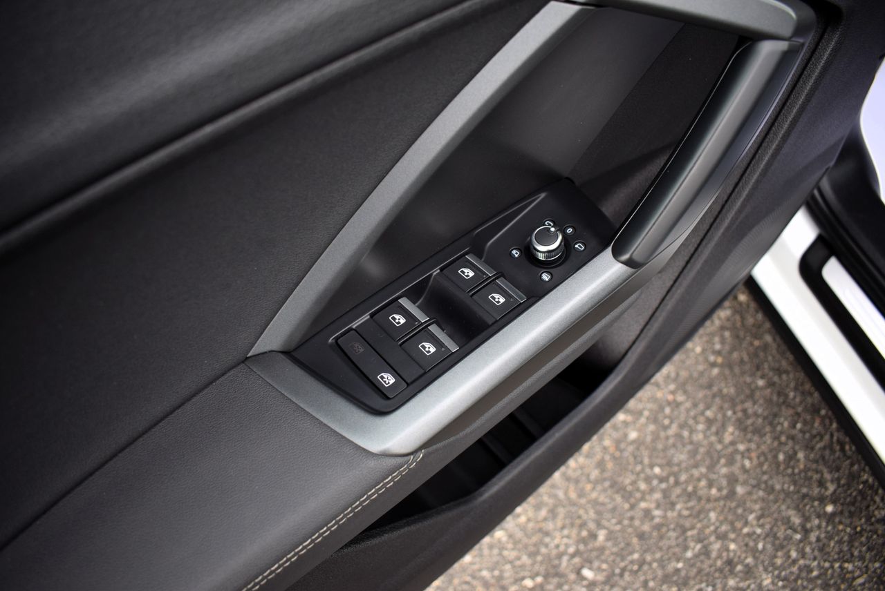 Audi Q3 Black Line 40 TDI 190cv Quattro S Tronic 5p. - Foto 9