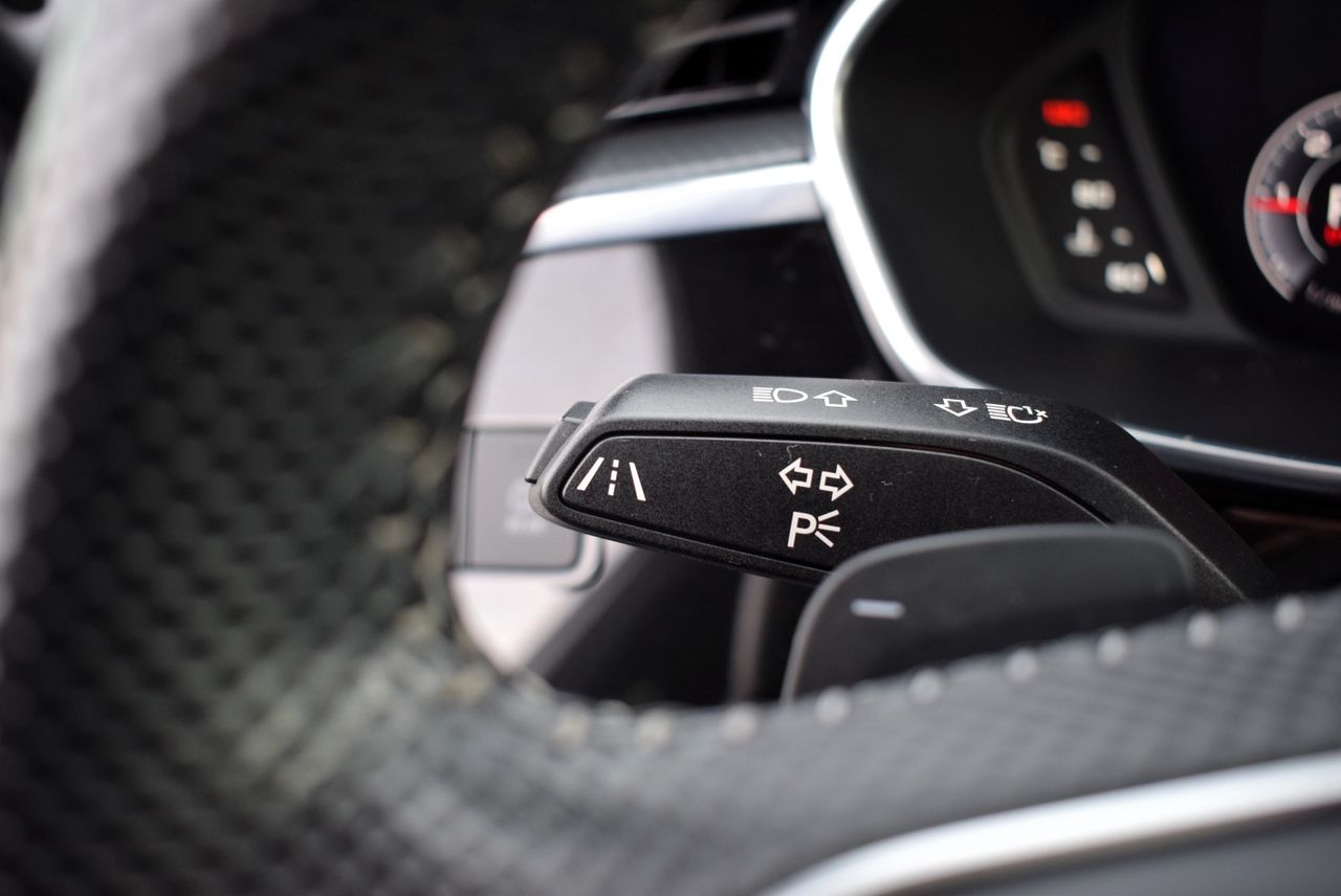 Audi Q3 Black Line 40 TDI 190cv Quattro S Tronic 5p. - Foto 17